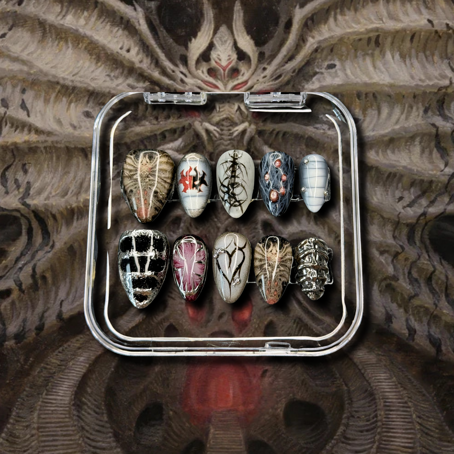 Valgavoth Nails